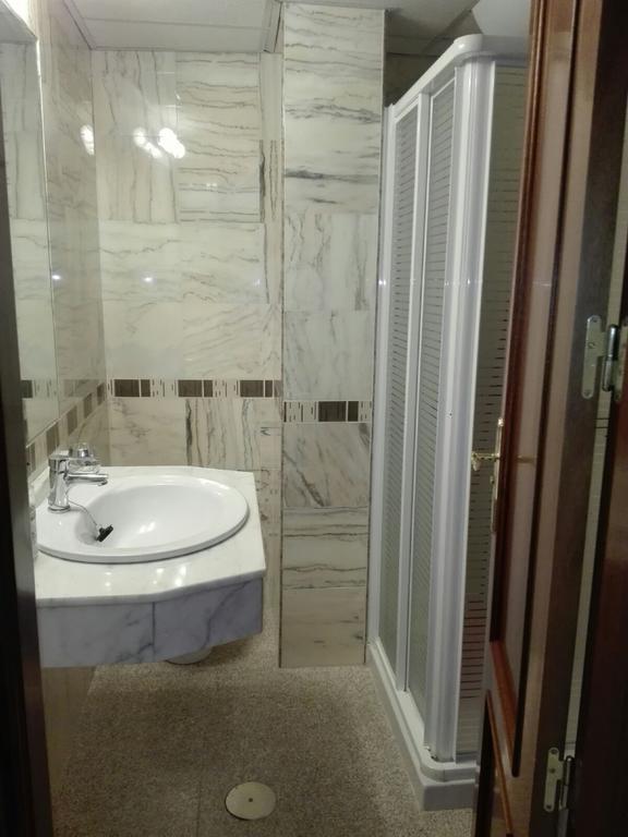 Apartamento Alfonso XII กอร์โดบา ภายนอก รูปภาพ