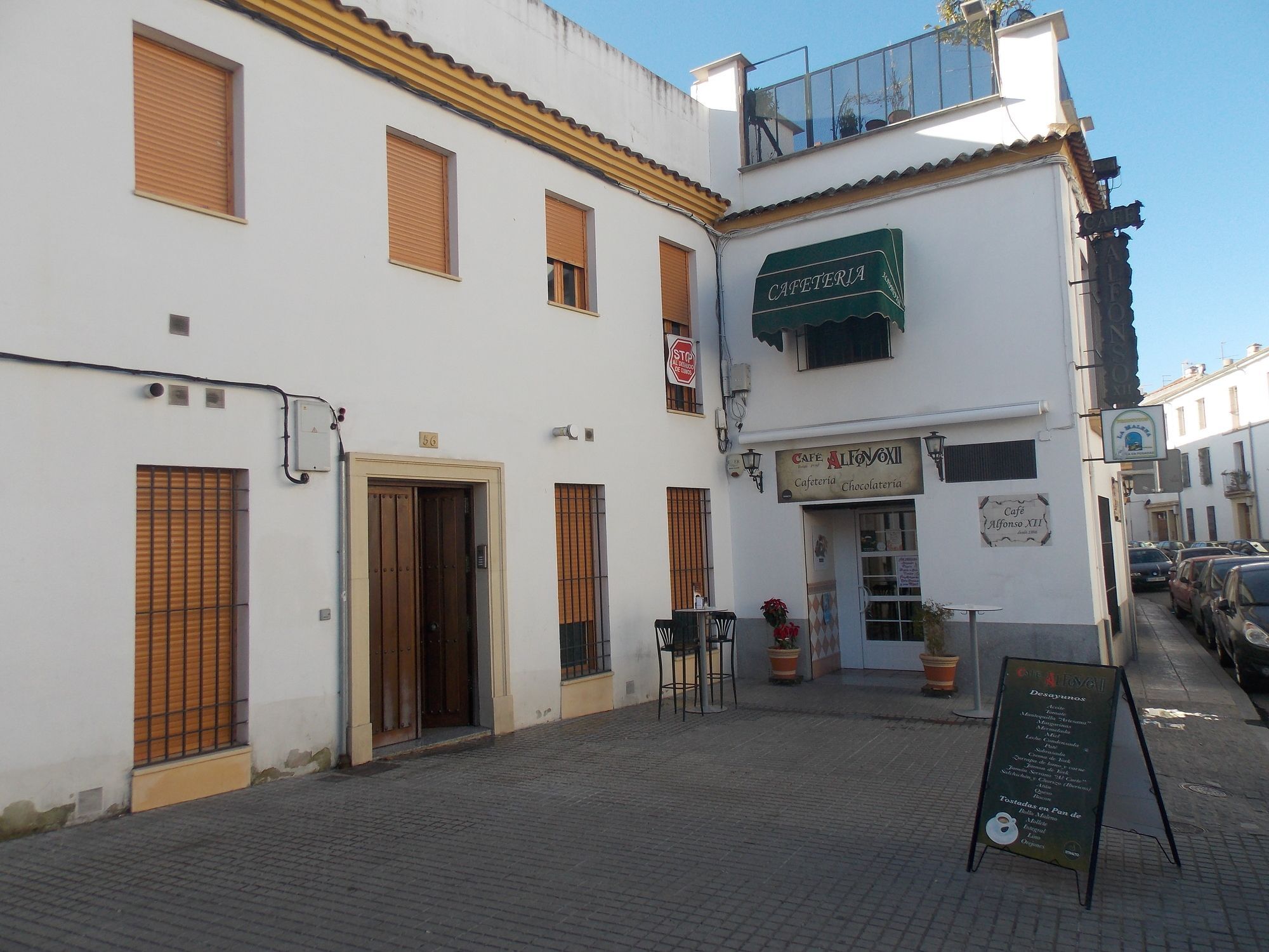 Apartamento Alfonso XII กอร์โดบา ภายนอก รูปภาพ